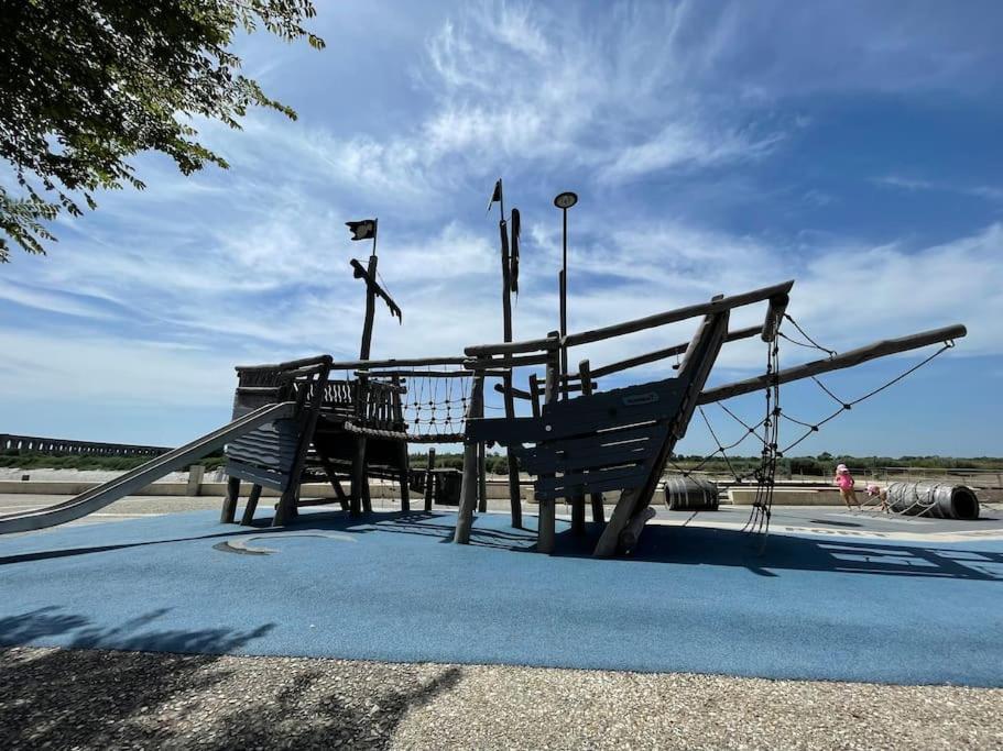 Charentaise 6-8 Personnes Avec Piscine Villa Tonnay-Charente Eksteriør billede